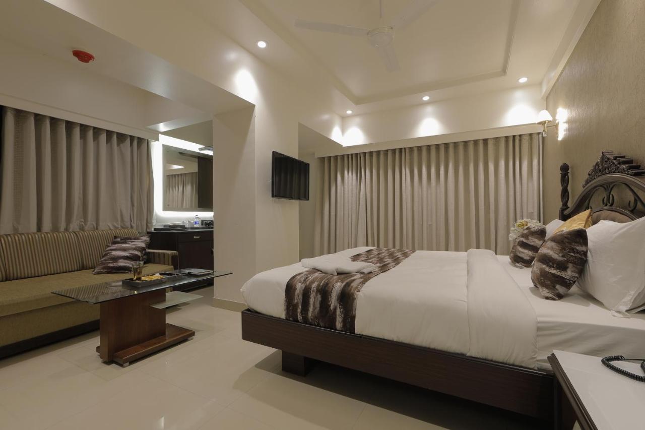 Platinum Room